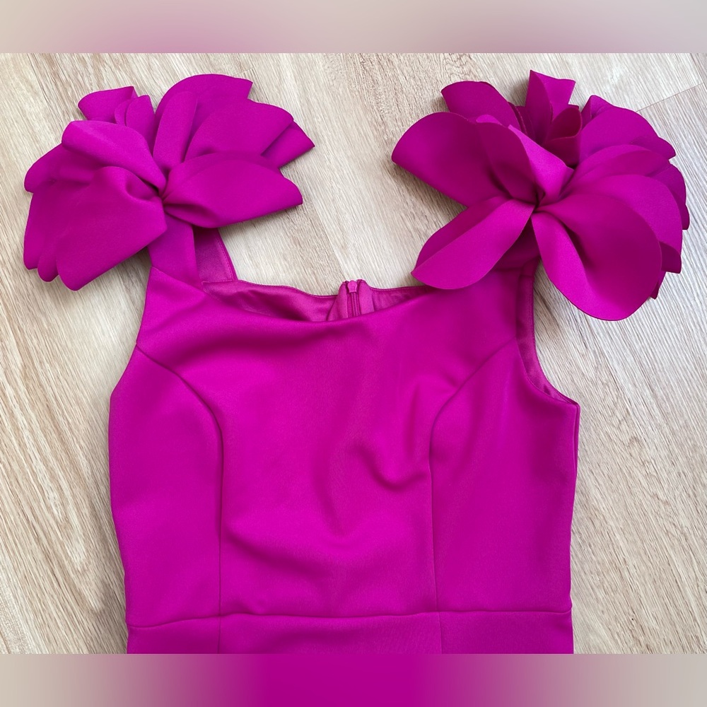 Fuchsia evening gown dress flower petal detail long dress size 10 JM Studio - Picture 5 of 9